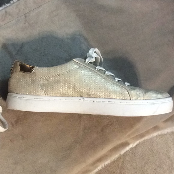 Liz Claiborne sneakers - Picture 4 of 9